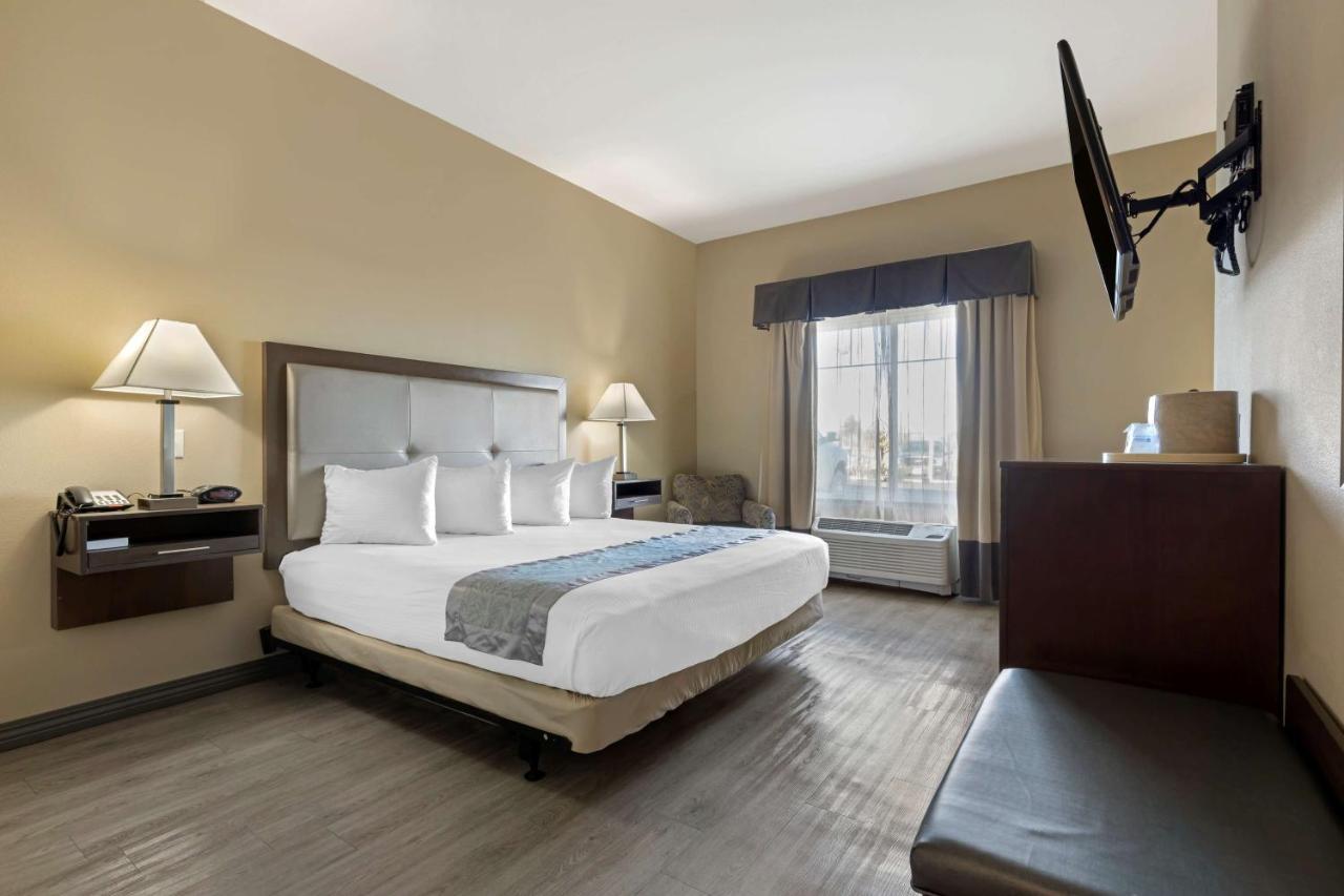 Best Western Plus Fort Stockton Hotel Екстер'єр фото